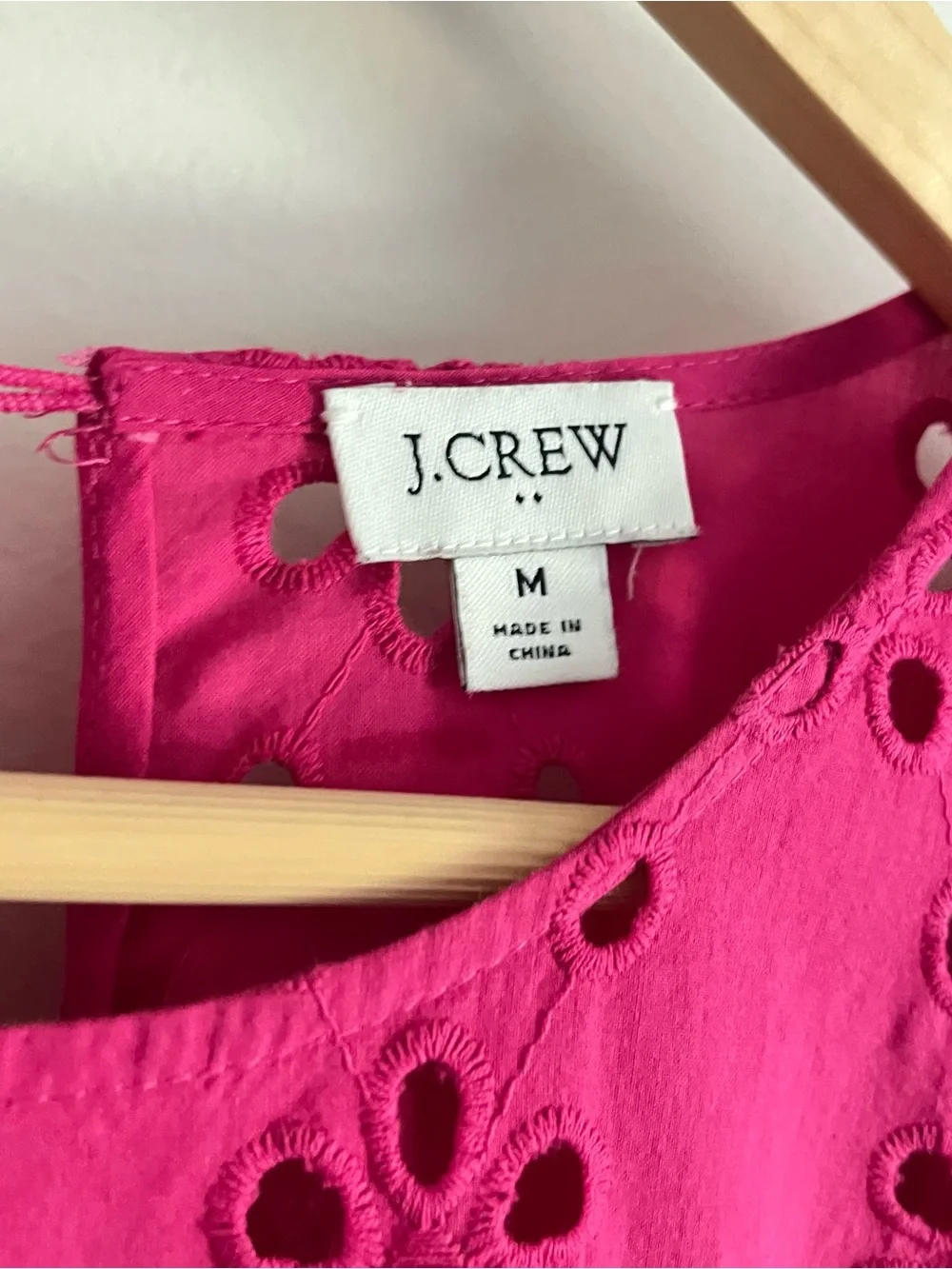 J.Crew eyelet tiered popover pink top Womens Size medium Preppy
